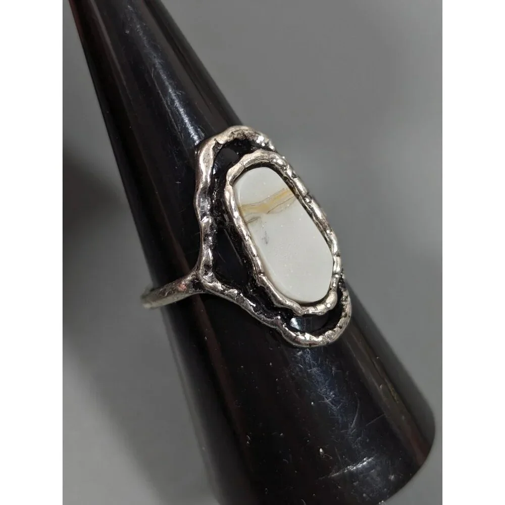 Boho Western‎ Gray Faux Stone silver Tone Oval Ring Size 7.75